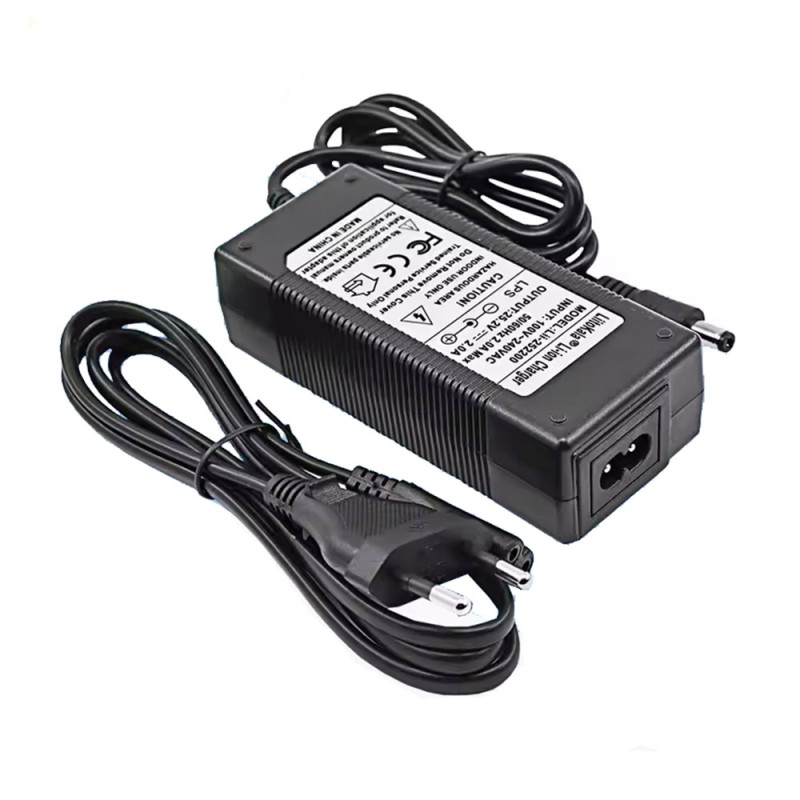 Зарядное устройство LiitoKala lii-252200 для Li-Ion аккумуляторов 6S 25.2V 2A, штекер 5.5x2.1mm